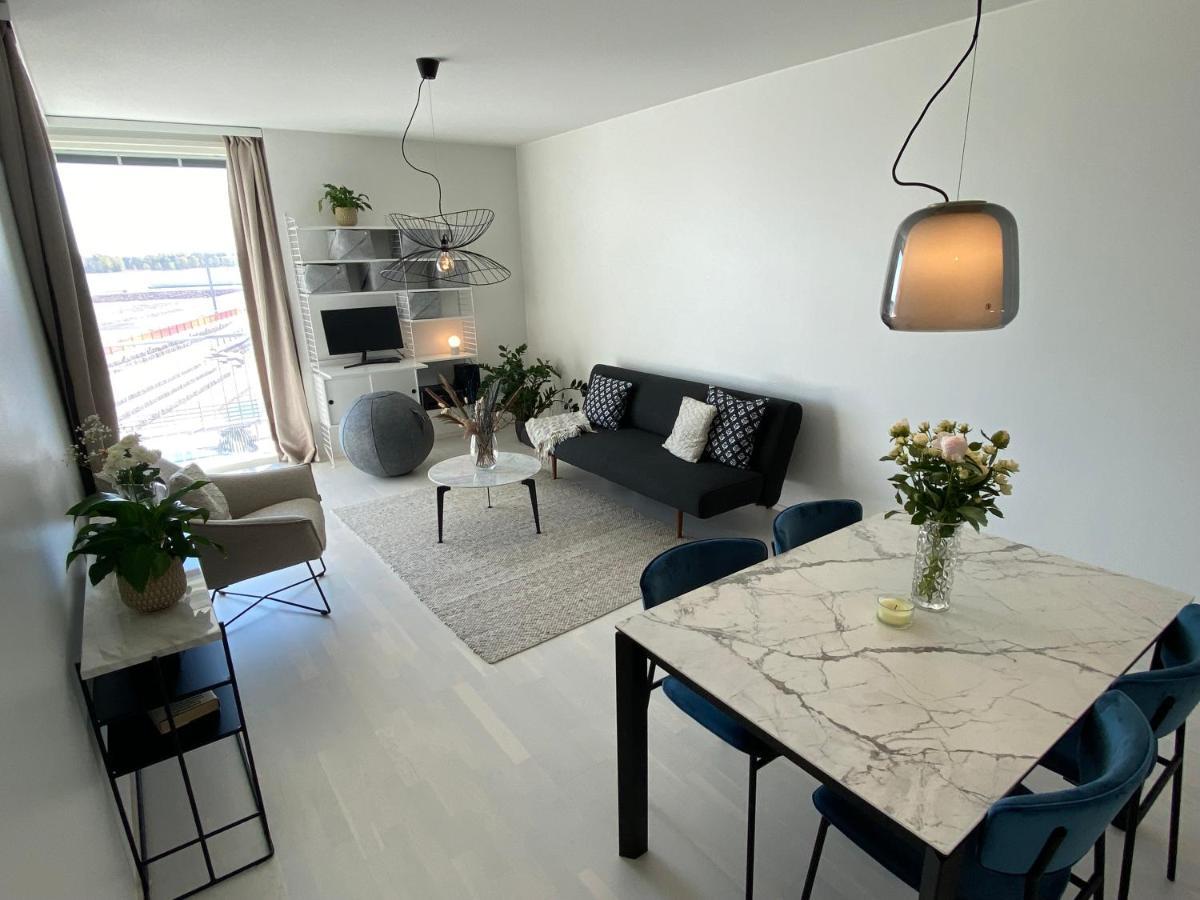 Luxury 1-Bedroom Apartment With Sauna And Sea View Helsinki Esterno foto